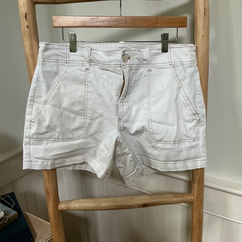 Spartina 449 White Denim Utility Shorts Womens Size 12 Contrast Stitching Patch
